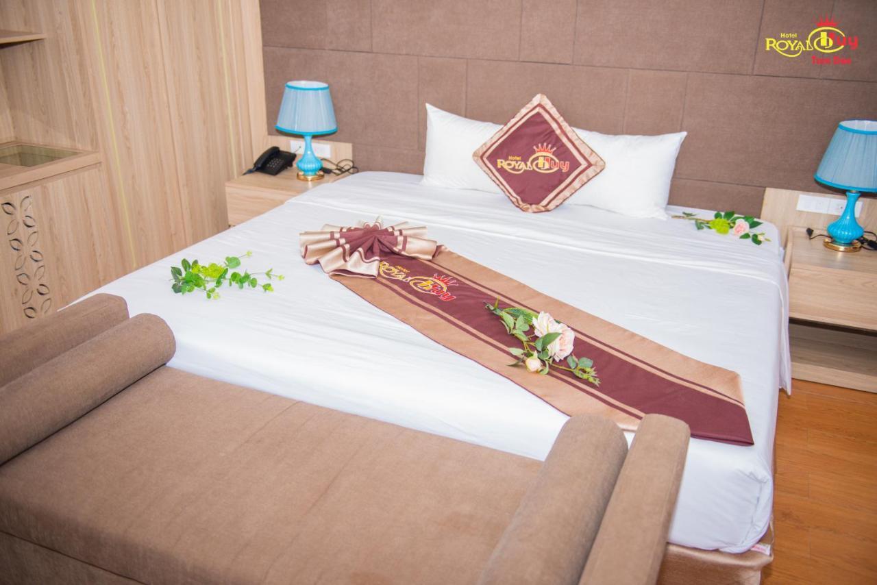 Royal Huy Hotel Tam Ðảo Esterno foto
