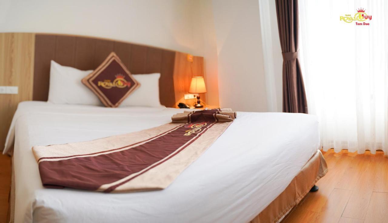 Royal Huy Hotel Tam Ðảo Esterno foto