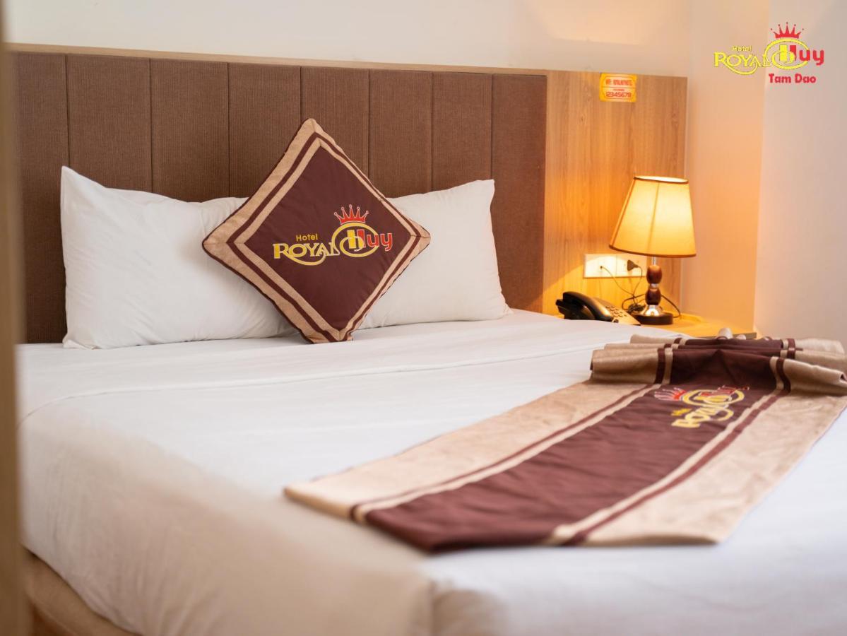 Royal Huy Hotel Tam Ðảo Esterno foto