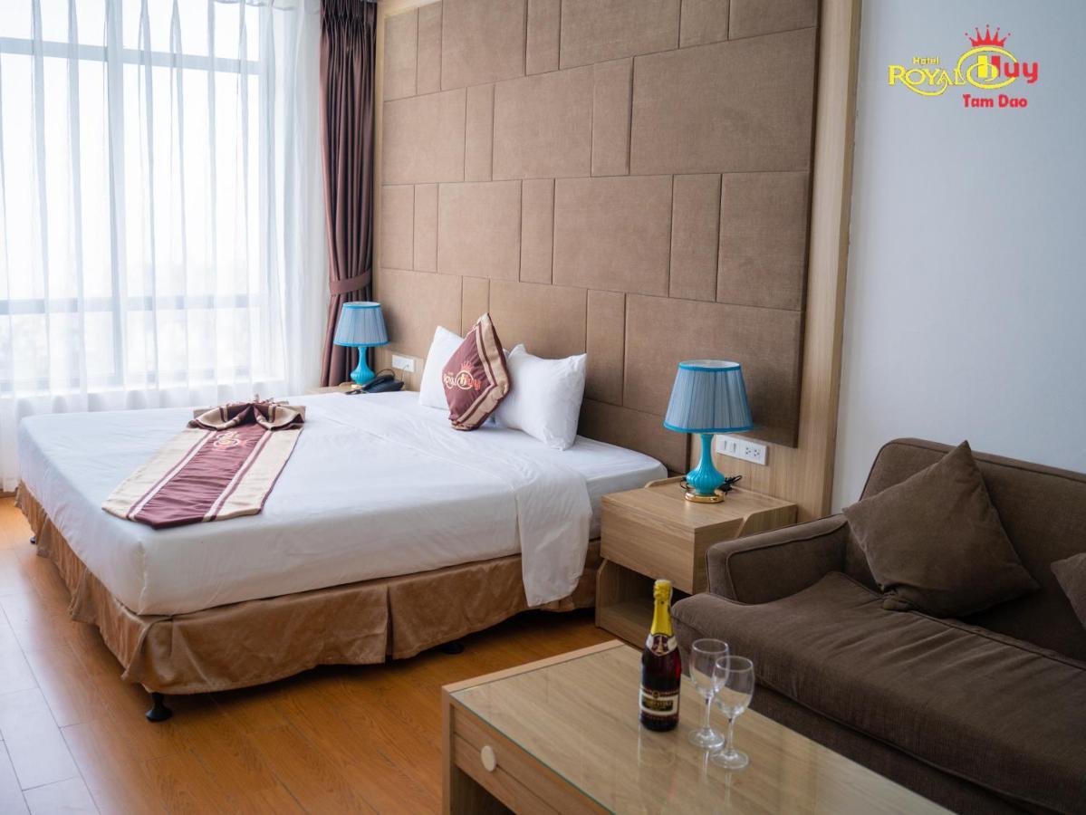 Royal Huy Hotel Tam Ðảo Esterno foto