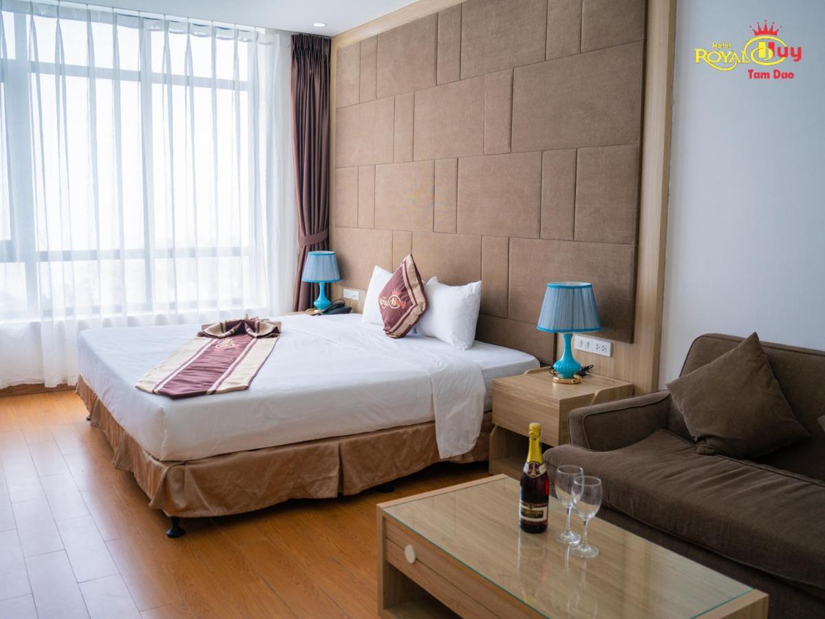 Royal Huy Hotel Tam Ðảo Esterno foto