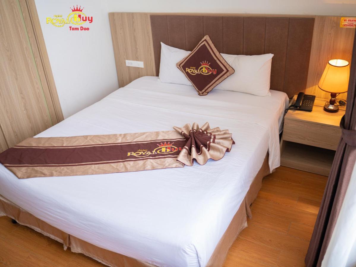 Royal Huy Hotel Tam Ðảo Esterno foto