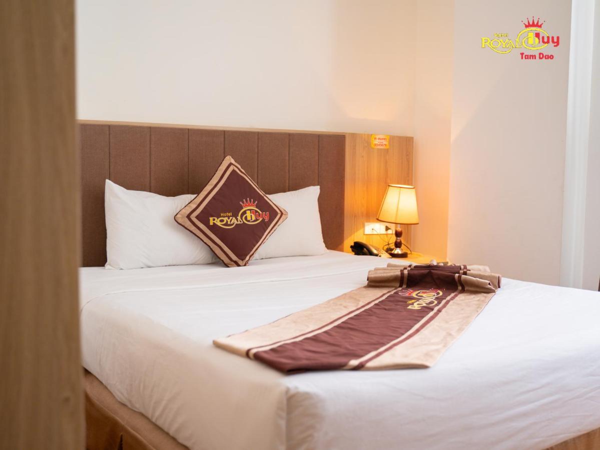 Royal Huy Hotel Tam Ðảo Esterno foto