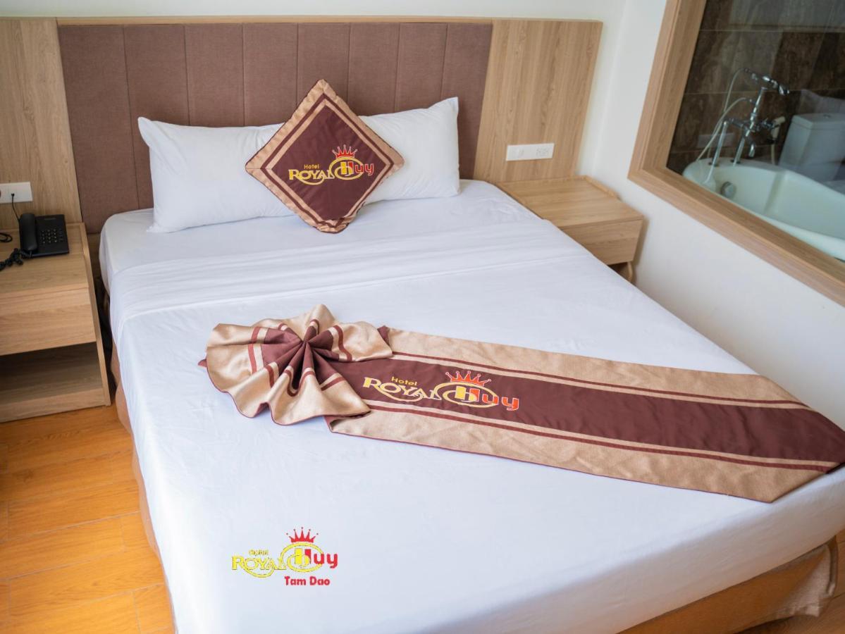 Royal Huy Hotel Tam Ðảo Esterno foto